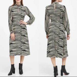 Banana Republic Midi Dress - Size 0